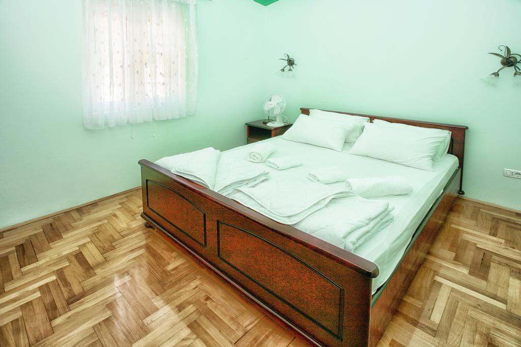 Apartments Villa Happy Mrcevac Zewnętrze zdjęcie